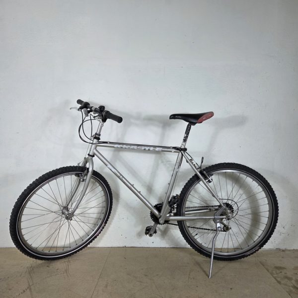 Vélo VTT (bas prix)
